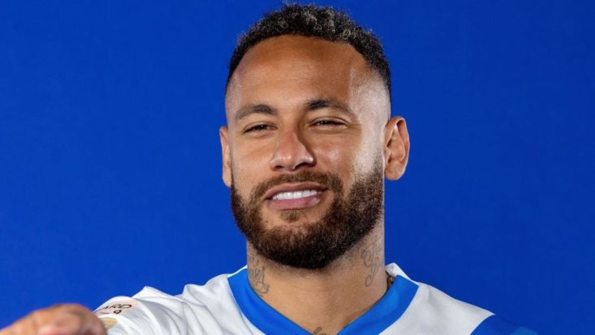 Neymar assinou com o Al-Hilal (Foto: Reprodução/Twitter)