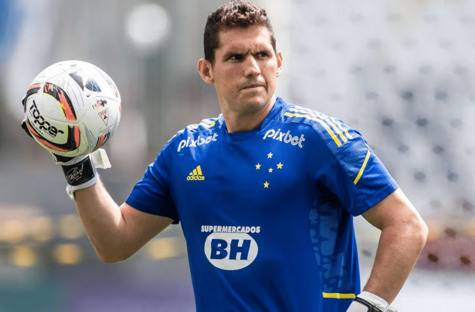 Rafael Cabral não se cala e fala sobre pressão interna nos bastidores do Cruzeiro (Foto: Reprodução)