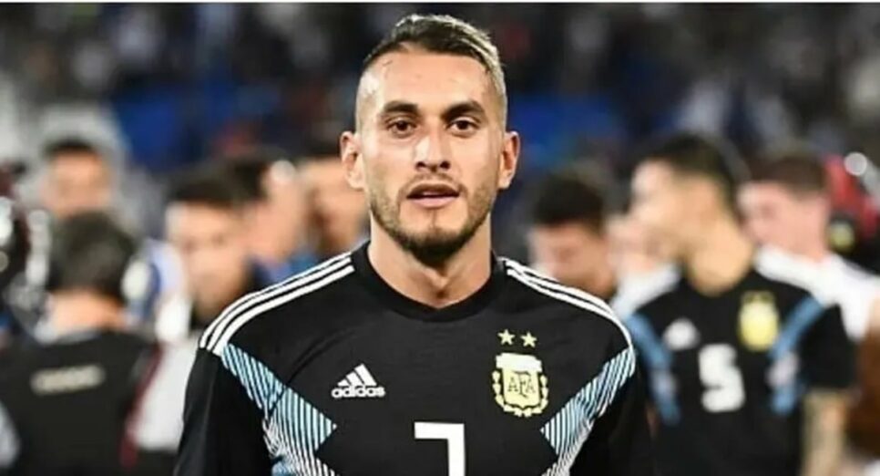 Santos: Roberto Pereyra foi da Seleção Argentina e seu último clube foi o Udinese, da Itália (Foto: Reprodução/ Twitter/ Internet)
