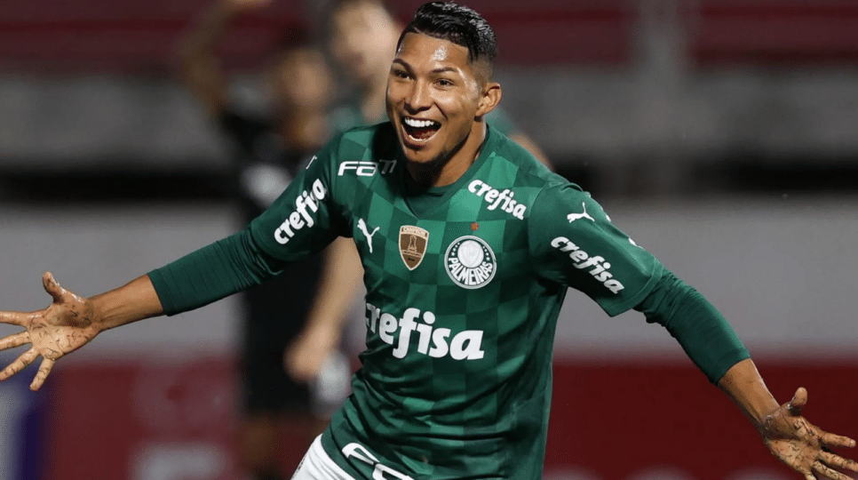 Rony pega Palmeiras desprevenido e dá aviso final para equipe de Abel Ferreira (Foto: Reprodução)