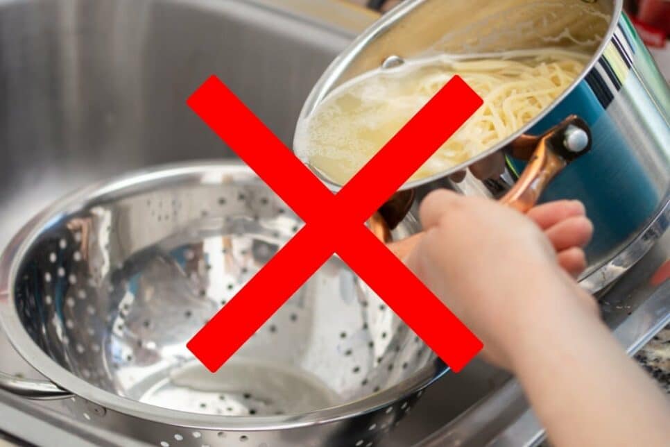 Não jogue fora a água do macarrão (Foto: Reprodução)