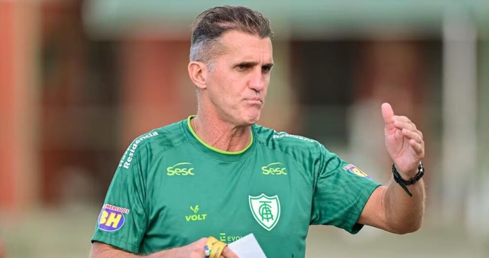Vagner Mancini quando comandava a equipe do América-MG (Foto: Reprodução/ Mourão Panda)