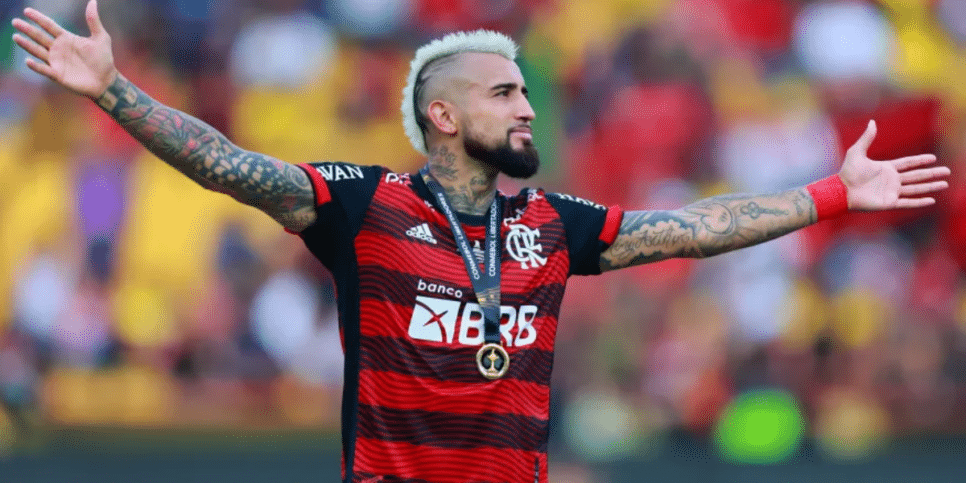 Bomba: Vidal planeja deixar o Athletico e indica possível destino para 2024 (Reprodução/Internet)