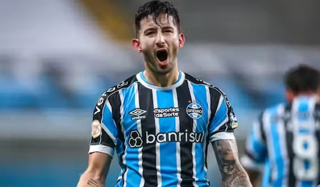 Villasanti é peça fundamental na equipe de Renato Gaúcho e Luis Suárez (Foto: Reprodução/ Lucas Uebel/ Grêmio)