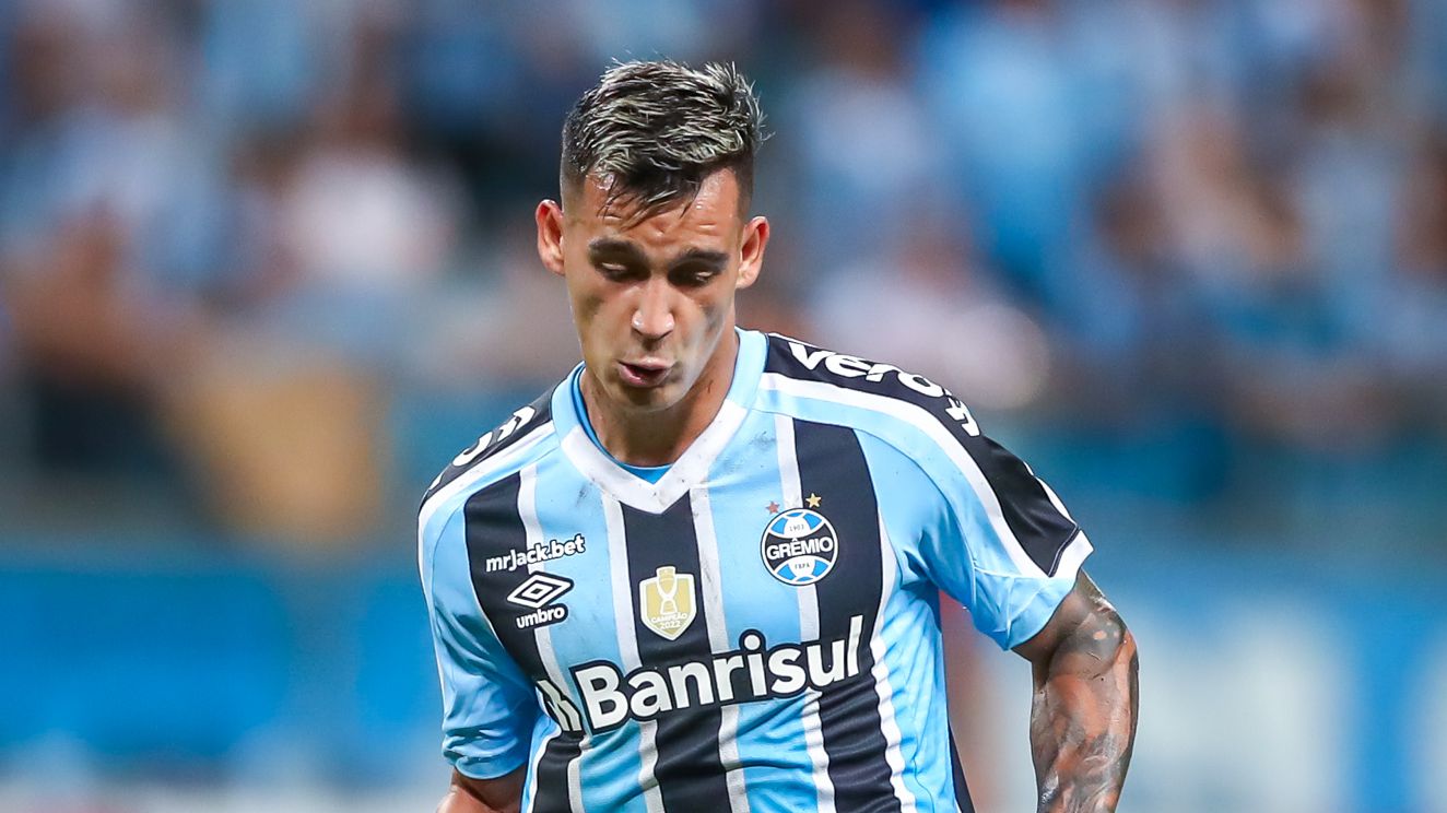 Já está no avião: Grêmio acerta negócio por Cristaldo e Palmeiras sabe do preço do meia para 2024 (Reprodução/internet)