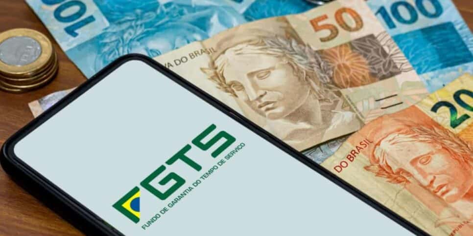 Trabalhadores podem usar o FGTS para pagar as dívidas (Imagem Reprodução Internet)