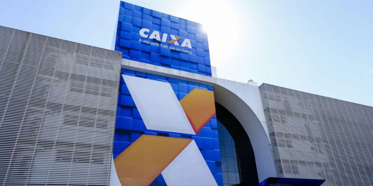 Caixa Econômica é obrigada pela Justiça a pagar valor extra à funcionários (Imagem Reprodução Internet)