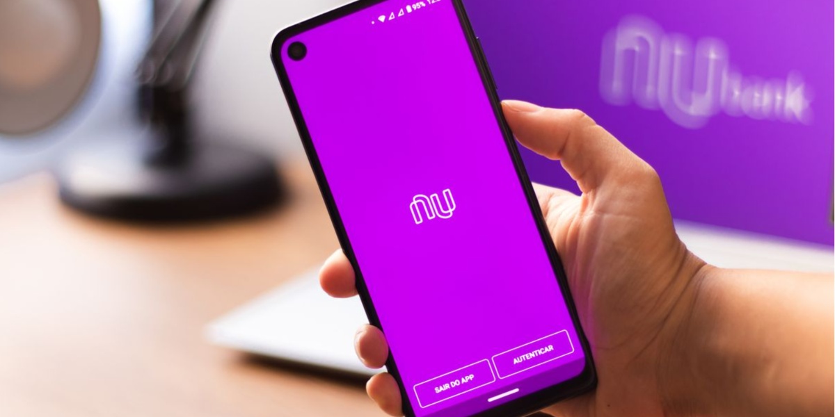 Nubank oferece ajuda para brasileiros que precisam de dinheiro (Imagem Reprodução Internet)