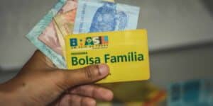 Governo faz comunicado aos brasileiros do Bolsa Família sobre consignado (Imagem Reprodução Internet)