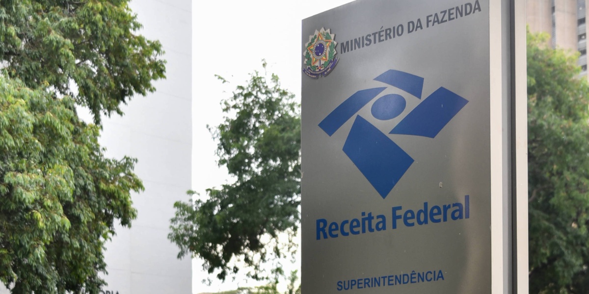 Receita Federal faz alerta aos Meis sobre exclusão do Simples Nacional (Imagem Reprodução Internet)