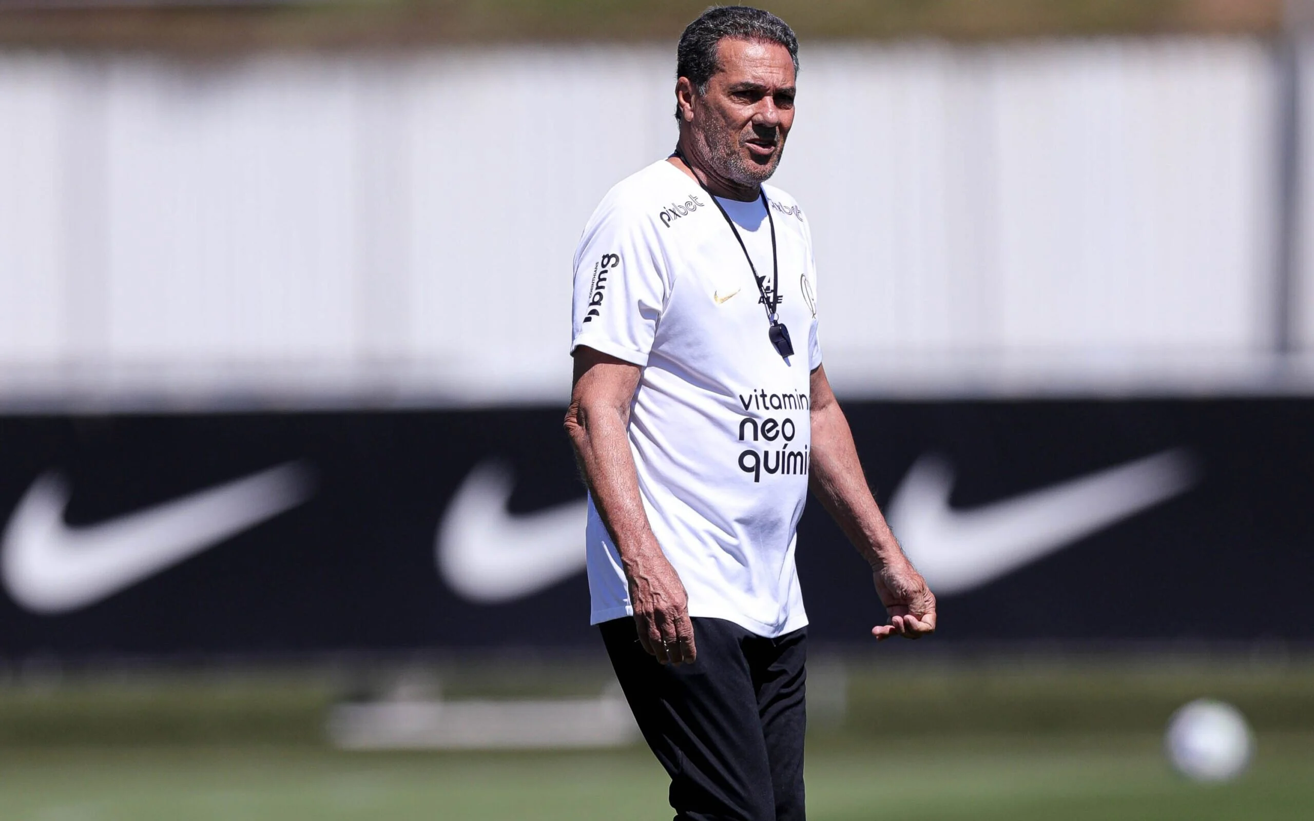 VAZOU: Bastidores do Corinthians envolvendo Luxemburgo e choca toda a torcida