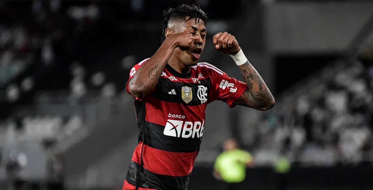 Bruno Henrique causa choro no torcida do Flamengo e alegria aos torcedores do Palmeiras (Foto: Reprodução/ CRF)