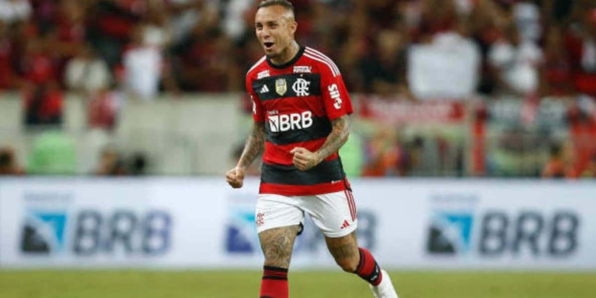 Cebolinha em campo pelo Flamengo (Foto: Getty Images) 