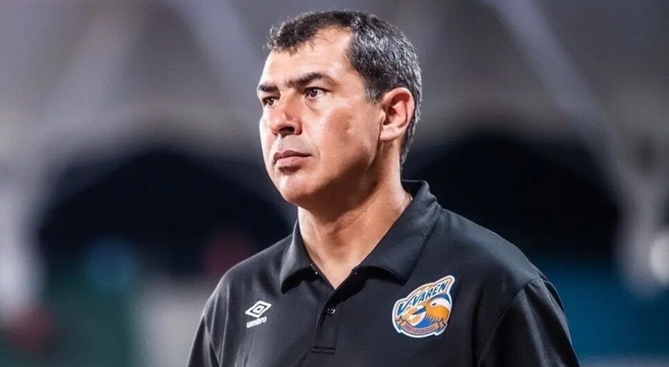 Fábio Carille é técnico do V-Varen Nagasaki, do Japão, e deseja retorno ao futebol brasileiro (Foto: Reprodução/ GettyImages)