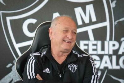 Imagem do post Estratégia de mestre: Felipão prepara grandes mudanças no Atlético-MG para 2024, diz jornalista