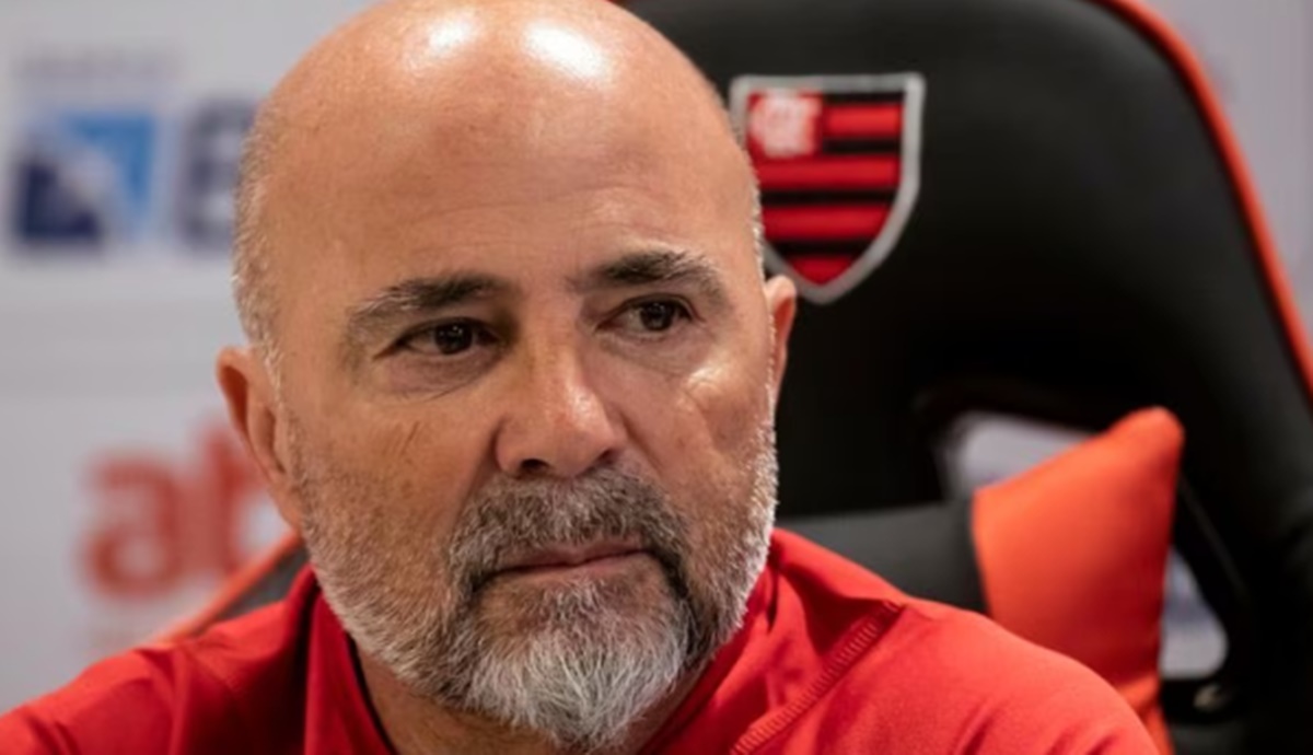 Sampaoli aguarda decisão de Landim em relação a multa rescisória (Foto: Reprodução/ Bruna Prado/ AP)