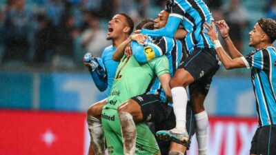 Renato Gaúcho recebe notícia inesperada no Grêmio (Foto: Divulgação/Grêmio)