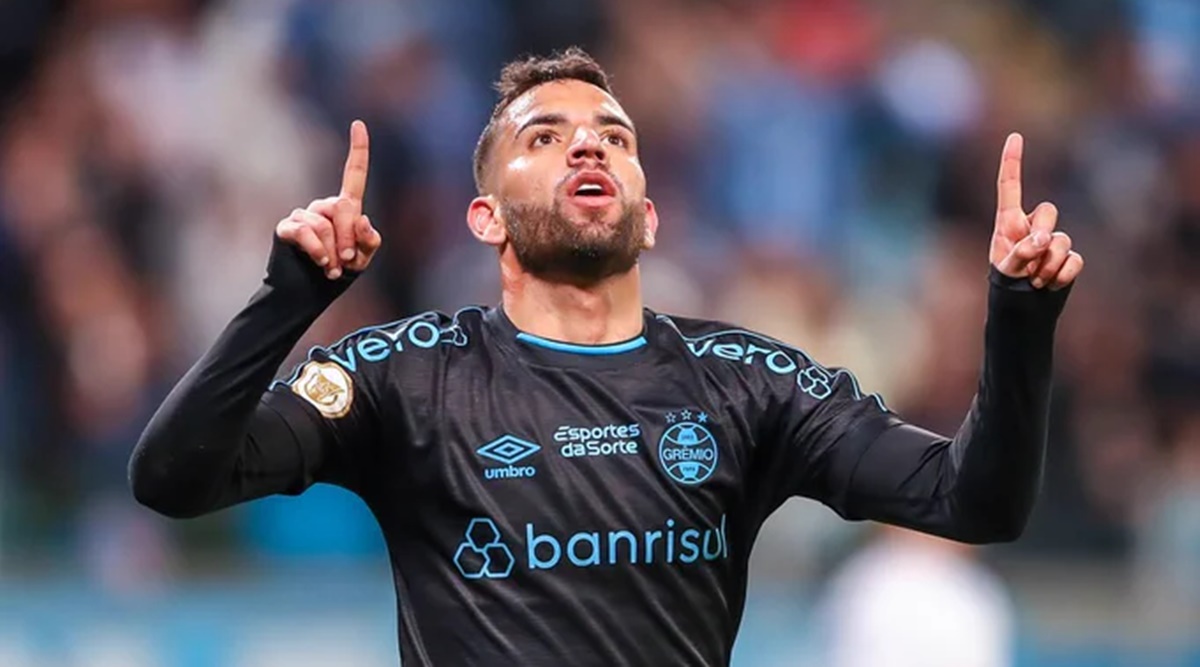 Pepê é jogador do Grêmio (Foto: Reprodução / Internet)