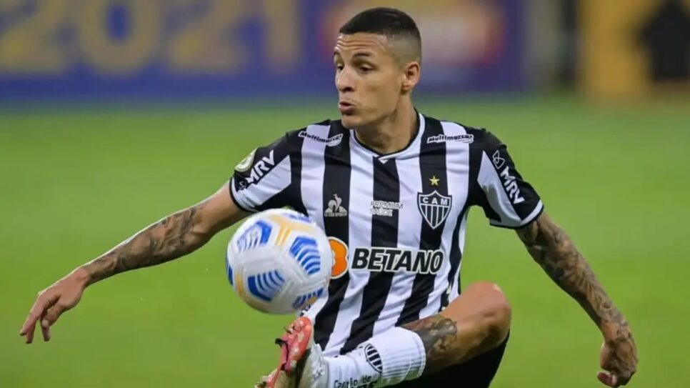 Guilherme Arana é destaque no Atlético-MG (Foto: Reprodução/ Internet)