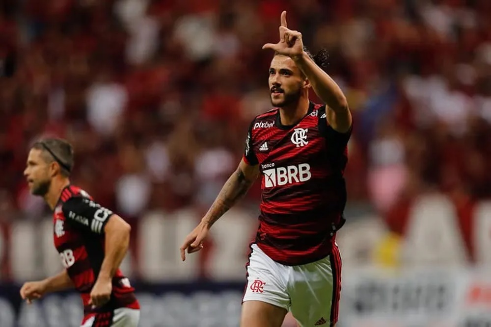 Gustavo Henrique vestiu a camisa do Flamengo em 3 temporadas vitoriosas (Foto: Reprodução/ Gilvan de Souza/ CRF)