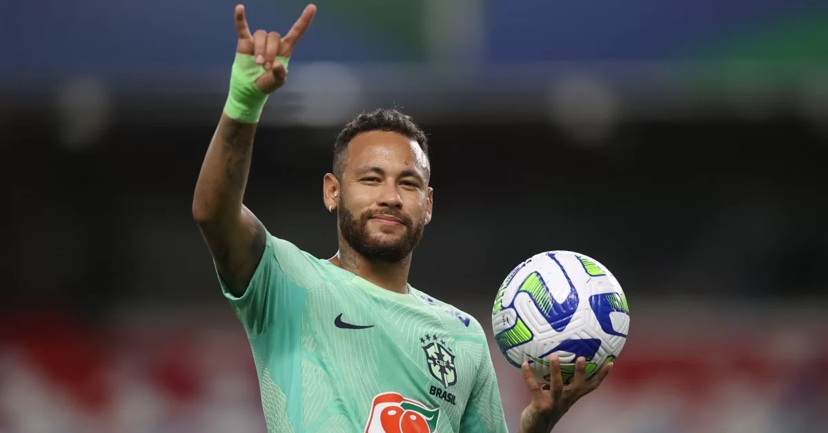 Neymar Jr se torna maior artilheiro vestindo a camisa da Seleção Brasileira (Foto: Reprodução/ CBF)