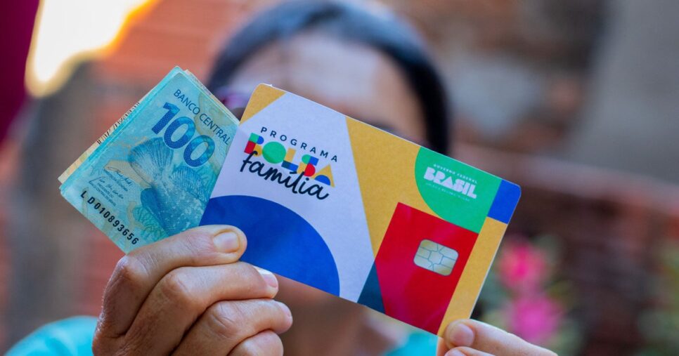 sábado Bolsa Família será liberado NESTA SEMANA? Venha ver quando e quanto cada benefício receberá (Reprodução/Internet)