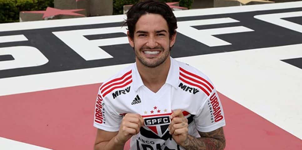 Alexandre Pato pode assinar com o Peixe ainda esse ano (Foto: Reprodução/ Divulgação/ SPFC)