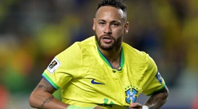 Imagem do post Neymar enfrenta tratamento doloroso após lesão no joelho durante jogo da Seleção