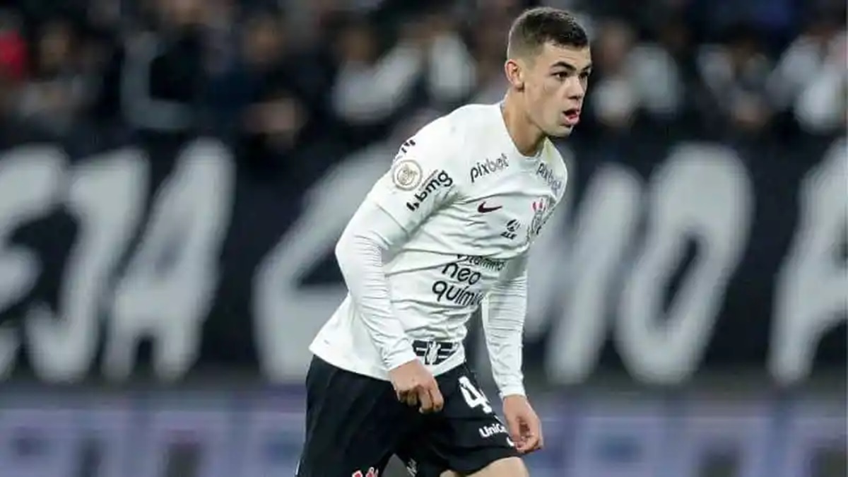 Gabriel Moscardo é volante em ascensão do Corinthians (Foto: Reprodução/ Ricardo Moreira/ Getty Images)