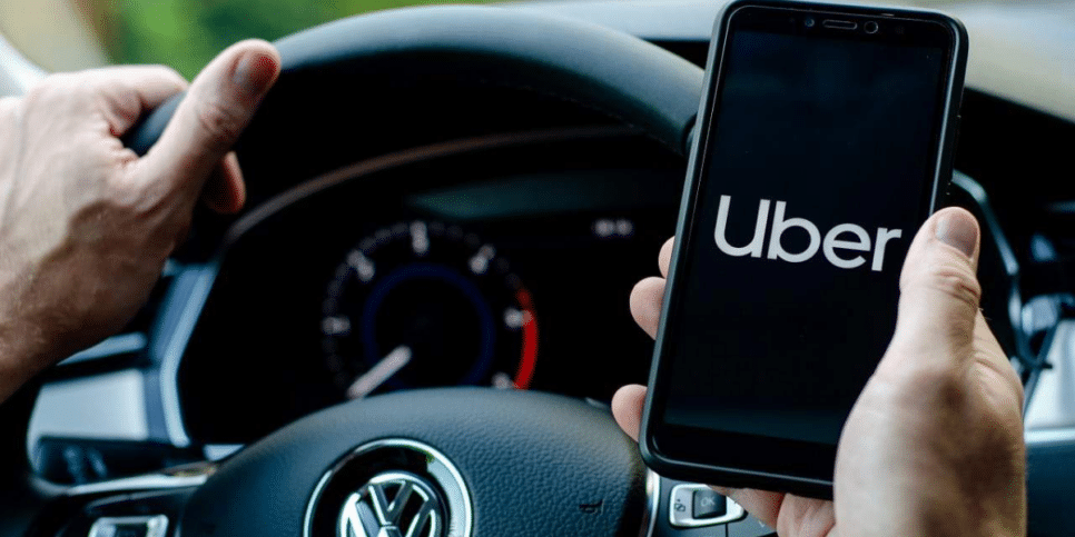 Novo Uber: novos serviços do aplicativo está causando polêmica entre os usuários (Reprodução/Internet)