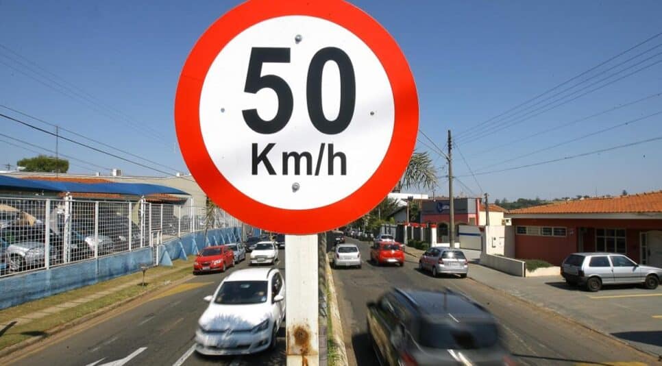Radar novo vai muito além de detectar a tradicional velocidade acima da permitida em vias (Foto: Reprodução/ Internet)