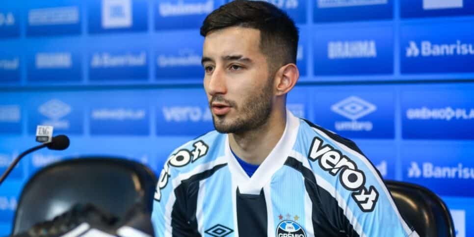 Time Mathías Villasanti, jogador do Grêmio (Imagem Reprodução Internet)