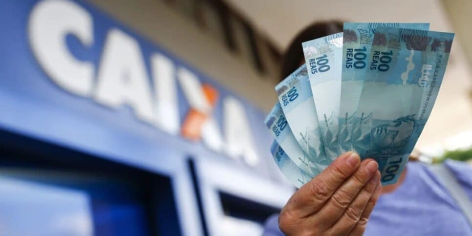 Caixa Econômica faz pagamento de R$2.900 para brasileiros (Imagem Reprodução Internet)