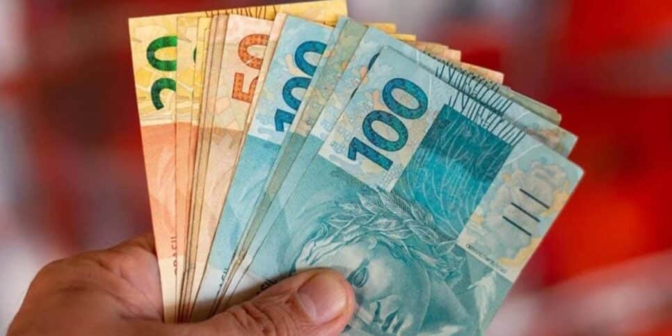 Aposentados e pensionistas receberão valor extra a partir de outubro (Imagem Reprodução Internet)