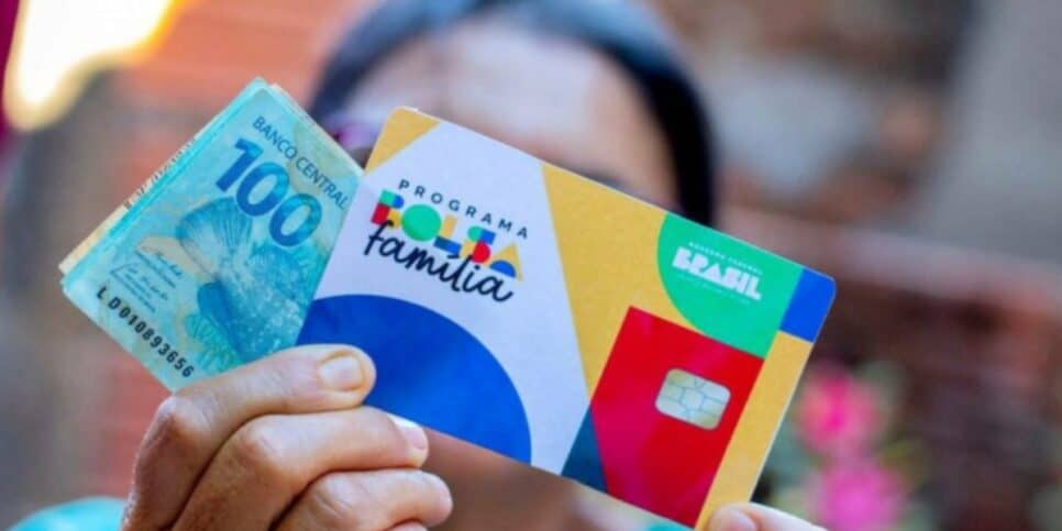 pagamento, beneficiários, Governo paga retroativos do Bolsa Família para brasileiros (Imagem Reprodução Internet)