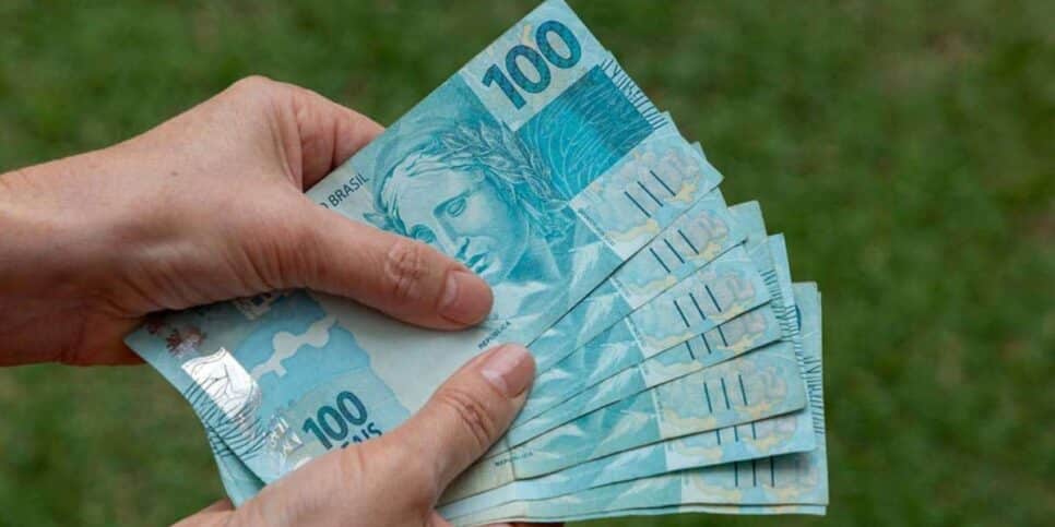 Governo paga R$9.850 para esse grupo de jovens (Imagem Reprodução Internet)