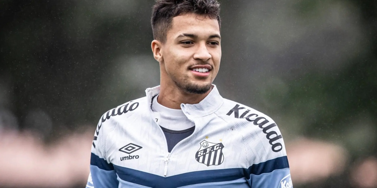 Marcos Leonardo, de 20 anos, é jogador destaque no Santos (Foto: Reprodução/ Santos FC)