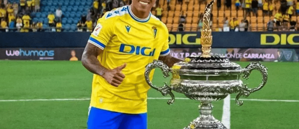 Famoso jogador de futebol e ex-Valladolid pode pegar 18 meses de prisão por agressão (Foto: Reprodução)