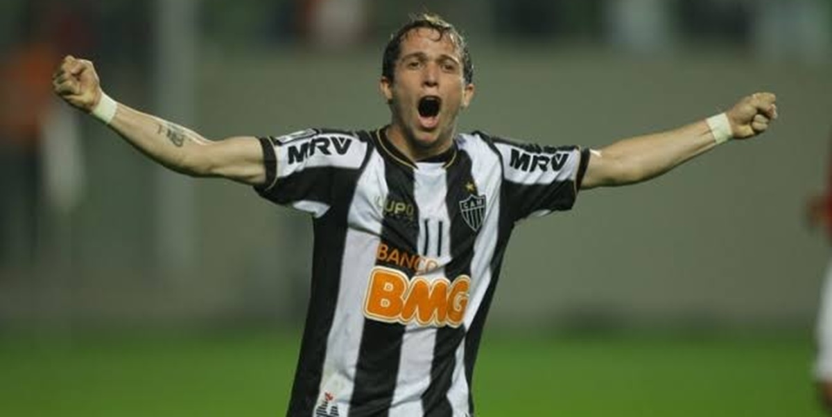 Bernard foi campeão do Galo e está há 10 anos no futebol europeu (Foto: Reprodução/ Internet/ Atlético-MG)