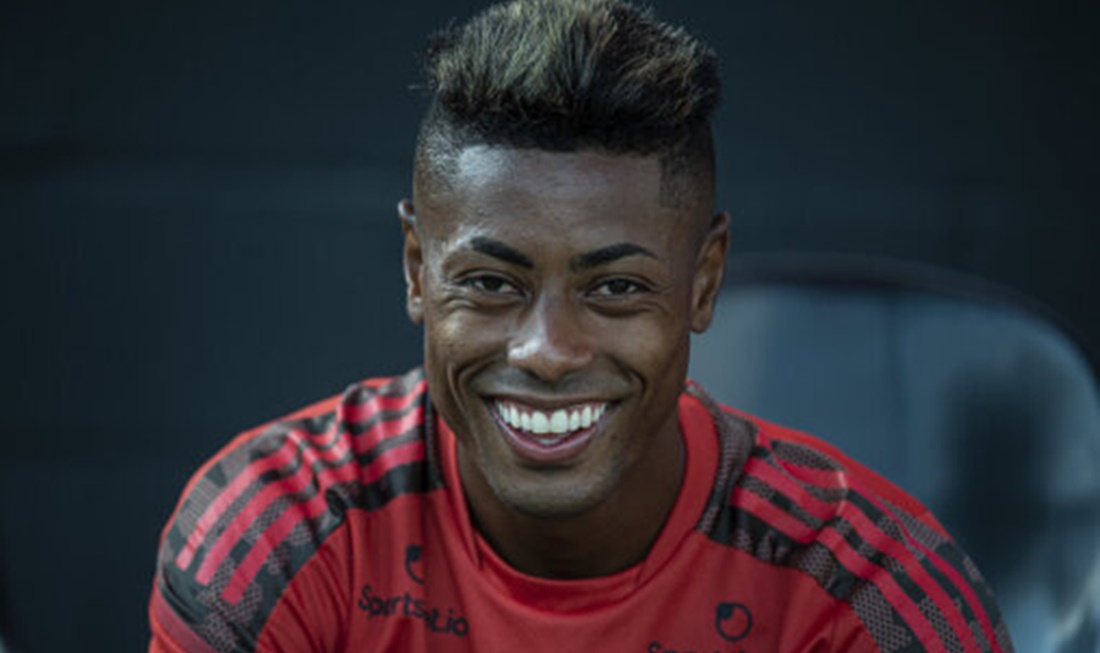 O jogador de futebol, Bruno Henrique acertou o seu futuro com a diretoria do Rubro-Negro (Foto: Reprodução/ Alexandre Vidal/ CRF)