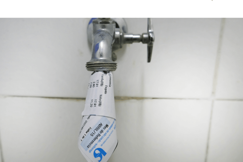 Sem dinheiro? Consiga até 50% de desconto na conta de água (Foto: Reprodução)