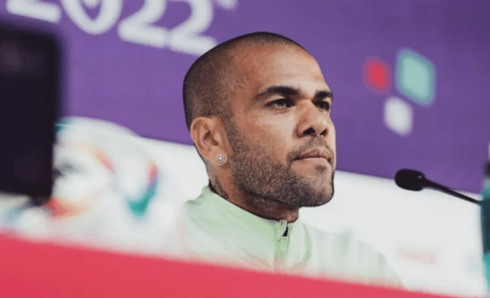 Daniel Alves paga fortuna para Justiça para diminuir pena na prisão (Foto: Reprodução)