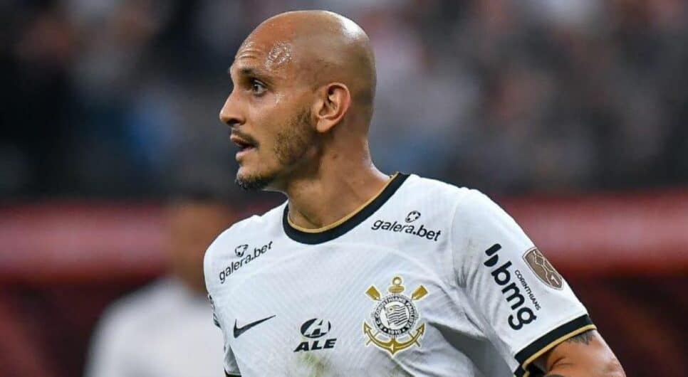 Fábio Santos atuou pelo Corinthians (Foto: Reprodução/Instagram)