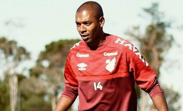 O jogador de futebol do Athletico Paranaense (Foto: Reprodução)