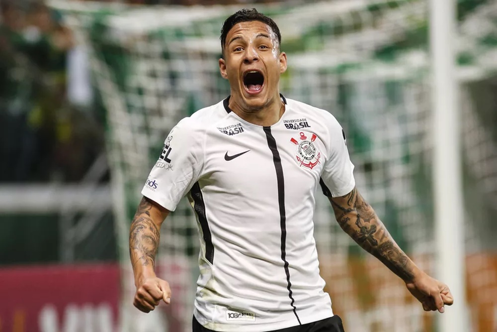 Guilherme Arana já jogou pelo Corinthians e clube o quer de volta (Foto: Reprodução/ Ag. Estado)