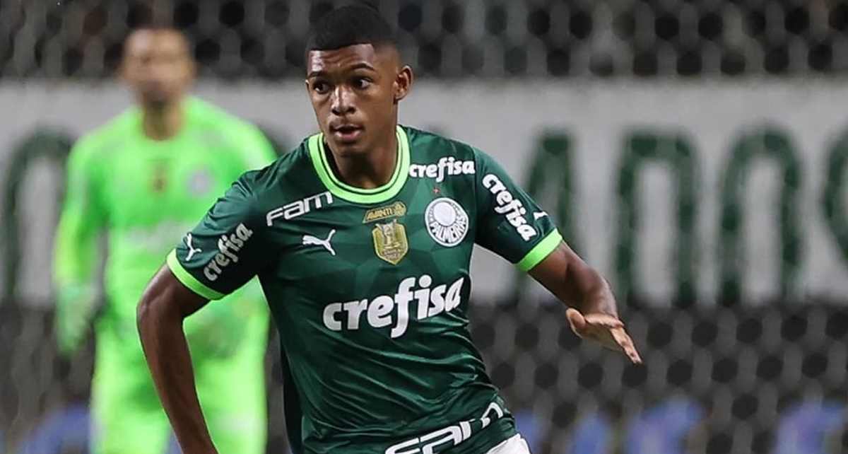 Luís Guilherme, de 17 anos vira alvo do Chelsea e Manchester United (Foto: Reprodução/ Cesar Greco/ SE Palmeiras)