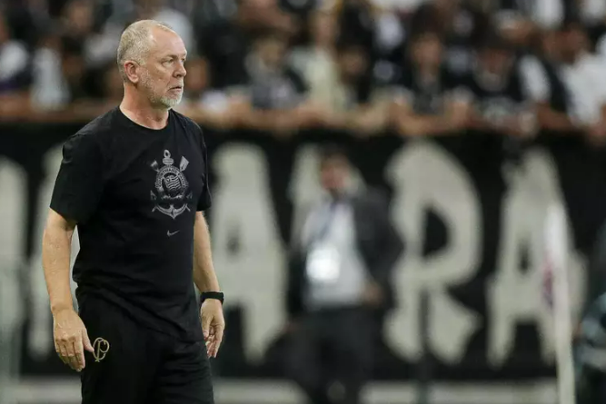 Novo reforço de Mano Menezes no Corinthians foi descoberto (Foto: Reprodução)