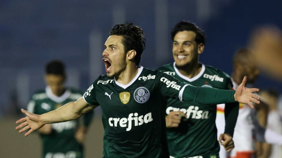 Raphael Veiga e Gustavo Gómez são sondados pelo Flamengo (Foto: Reprodução/ SE Palmeiras)