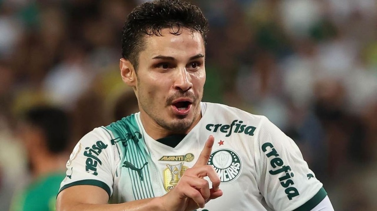 Raphael Veiga fica disponível à seleção brasileira e seu rendimento cai no Palmeiras (Foto: Reprodução/ SEP)