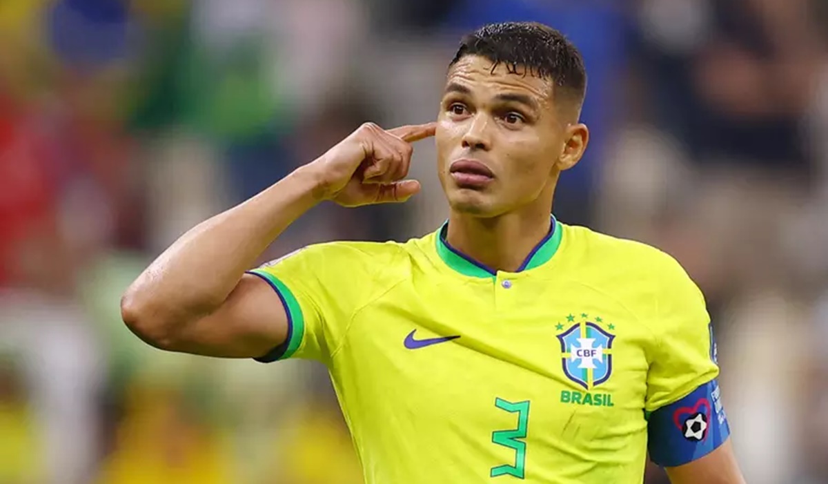 Thiago Silva está chegando no Brasil (Foto: Reprodução/ Kai Pfaffenbach/ Reuters)